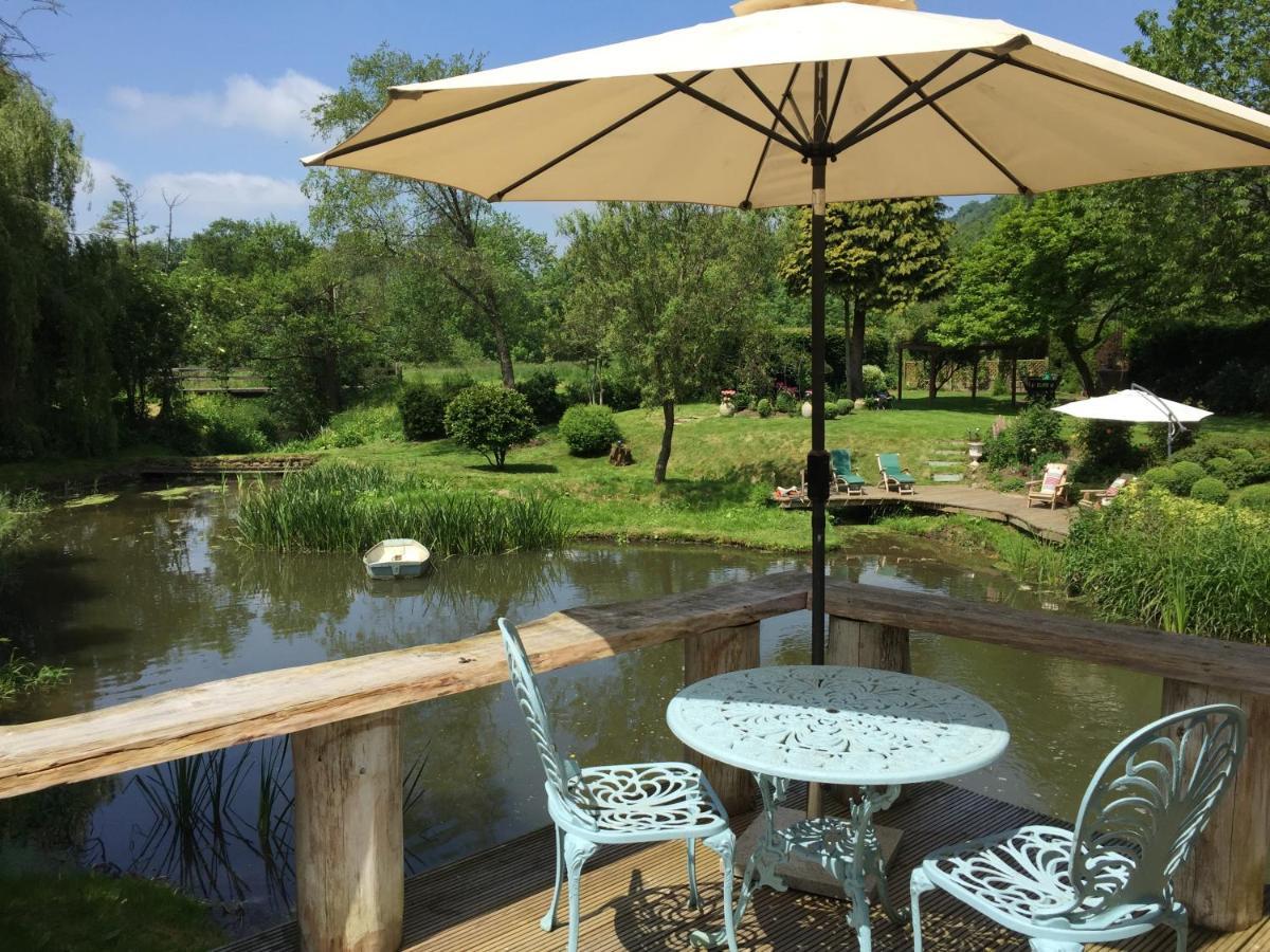 Castle Mill Bed And Breakfast Доркинг Екстериор снимка